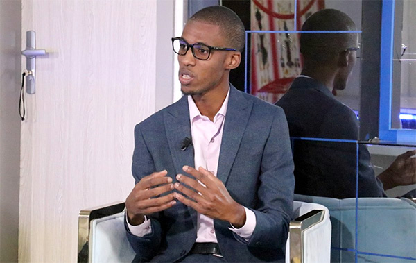 Hamidou Anne : «365 jours de nuances de vide»