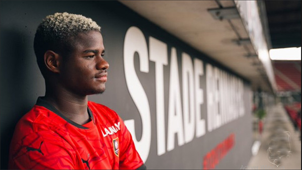 Rennes – L’arrivée de Bèye n’a rien changé : Mikayil Faye «porté disparu» !