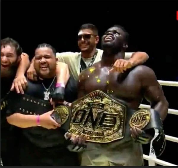 Champion du monde Mma : Reug Reug à jamais le premier !