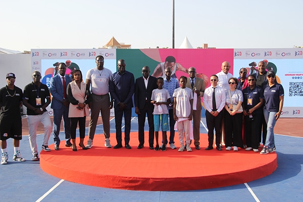 Basket – A travers le programme Basketball Experience : La Nba et l’Afd rénovent un terrain à Guédiawaye