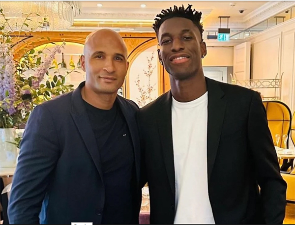 Réplique – Après le tacle appuyé de Jackson : Diomansy recadre Obi Mikel