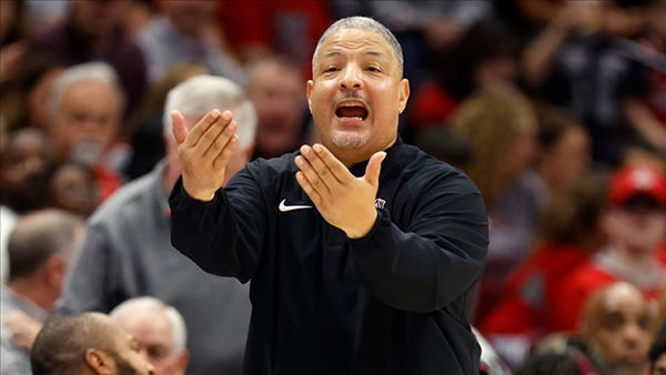Basket – Nouveau coach des Lionnes : Otis Hughley Jr annoncé à la séance d’aujourd’hui
