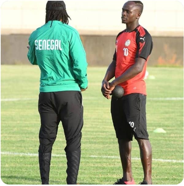 Décryptage – Sortie de Sadio Mané sur le système de jeu : Un message fort pour un retour aux fondamentaux :