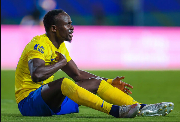 Al-Nassr : Sadio Mané échappe encore à un carton rouge