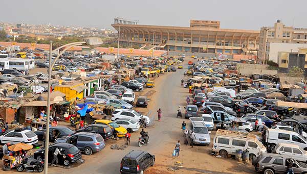 Déguerpissement – Réhabilitation du Stade Léopold Senghor : Le ministère va récupérer… définitivement son parking !