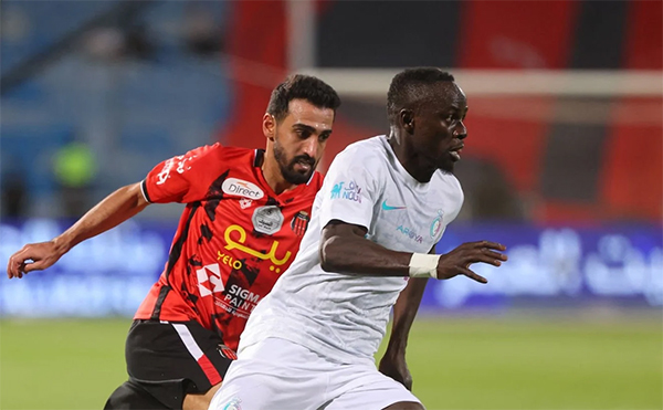 Saudi Pro League : Al-Nassr arrache le nul contre Al-Riyadh, Al-Hilal facile face à Al-Tai