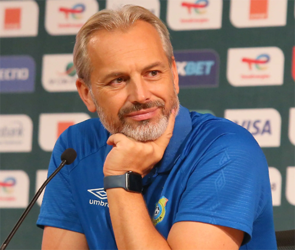 L’Adversaire – Liste contre Sénégal et Togo : Après Bakambu, Desabre perd un 2e attaquant et lâche ses 25 Léopards