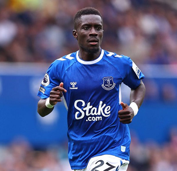 Everton : Idrissa Guèye prolonge son contrat