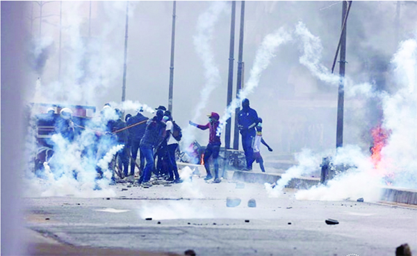 Demonstrations against the postponement of the presidential election: A Bloody Friday
