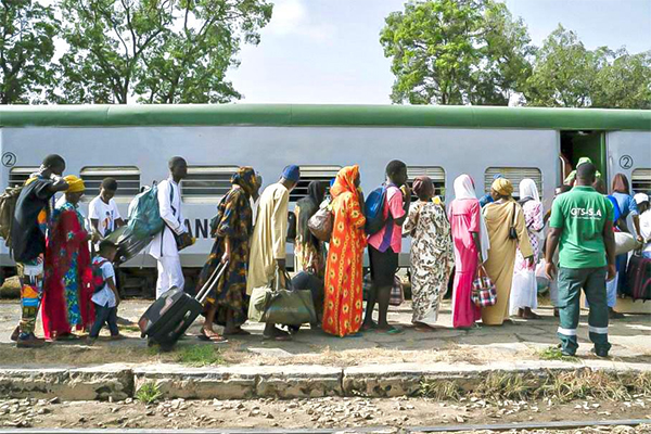 Relance du chemin de fer : Espoirs sur les rails