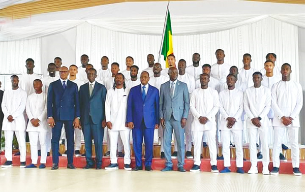 Remise drapeau – Pour un «back to back» à la Can 2023 : Macky demande une «Niarel» pour les Lions