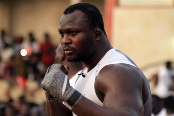 Lutte – Modou Lô au lendemain de sa victoire sur Boy Niang 2 : «Je restais des jours à Lac Rose à m’entraîner sans voir ma famille…»