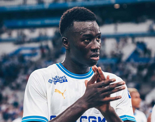 Olympique de Marseille : Pape Guèye annonce son retour en début décembre