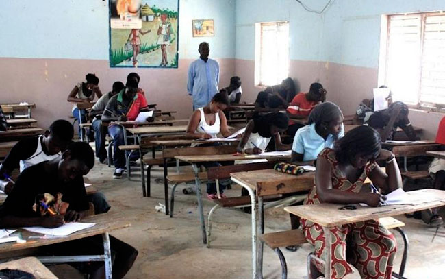 Tricherie dans l’école sénégalaise : La vérité derrière les amalgames injustes d’un professeur de philosophie