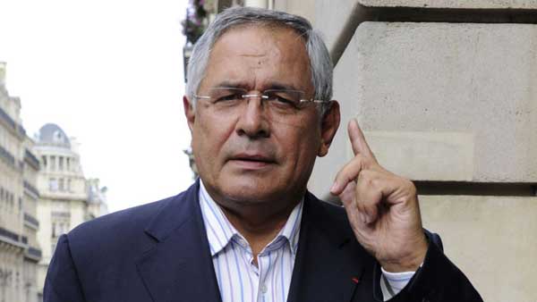 Mais qui est donc Robert Bourgi pour dicter aux Sénégalais ce qu’ils doivent faire ?
