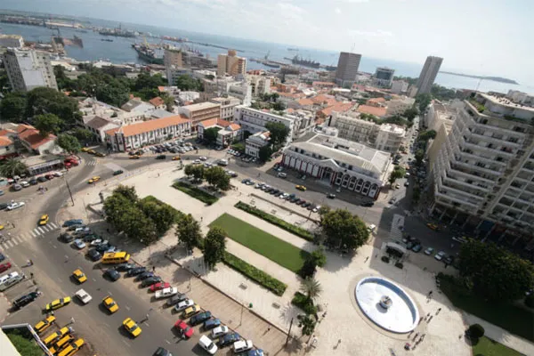 «Dakar sera comme Paris» : comme par prémonition, le Sénégal, de Senghor à Macky Sall, président de la République…