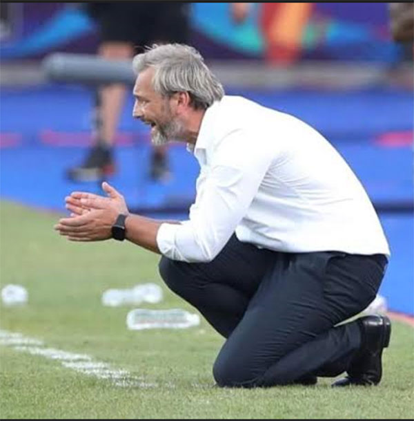 Rdc – Pluie de critiques après la gifle sénégalaise : Desabre de plus en plus à l’étroit sur le banc des Léopards
