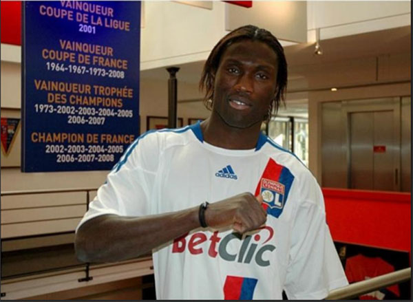 Entretien – Pape Malickou Diakhaté, ancien du club, sur la forme du défenseur sénégalais : «Je savais que Moussa Niakhaté ferait du bien à Lyon»