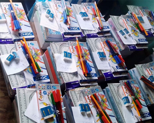 Grand-Dakar: the Race movement donates 1,000 school kits to pupils in the commune