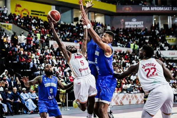 Qualification : L’Angola évite le pire et rejoint le Cameroun en demi-finale