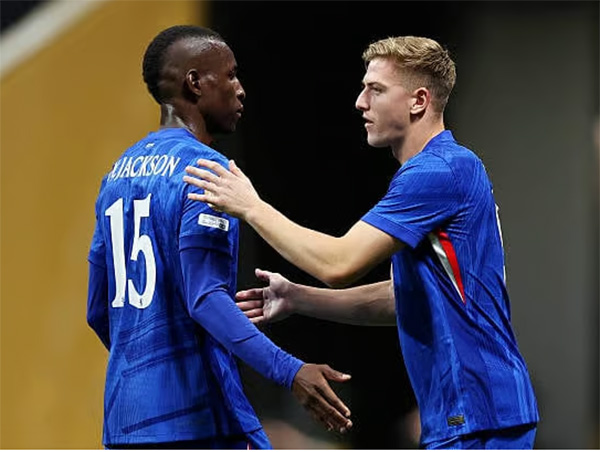 Chelsea : Aston Villa drague Nicolas Jackson