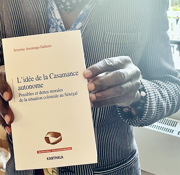Notes de lecture : Papa M. Sélane attaque les censeurs du livre de Séverine A. Dalberto